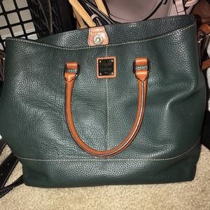 Dooney & Bourke Tote